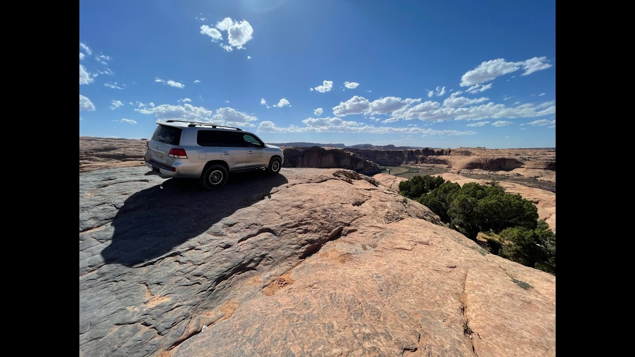 Stock Land Cruiser 200 in Moab