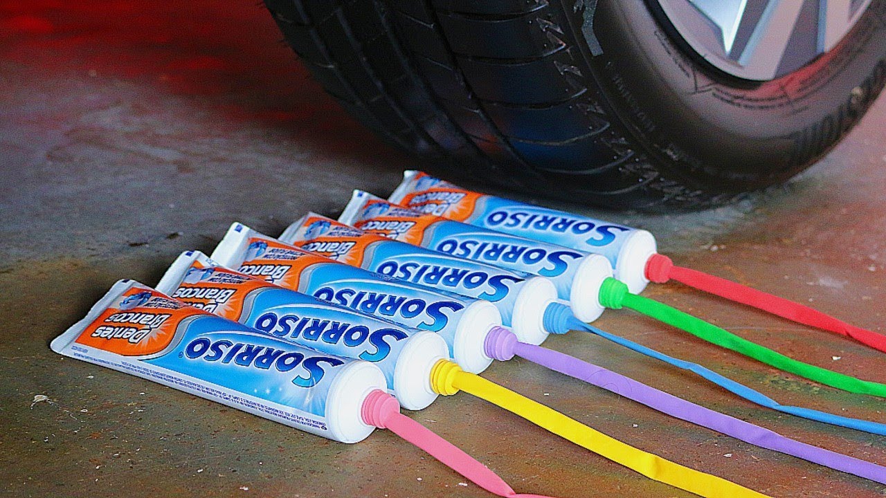 EXPERI&Ecirc;NCIA: CARRO VS CREME DENTAL! Esmagando Coisas Crocantes e Macias de Carro