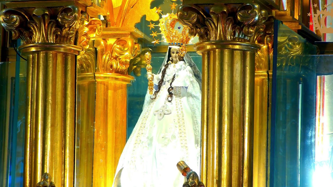 Santa Eucarist&iacute;a desde el Santuario de El Cisne