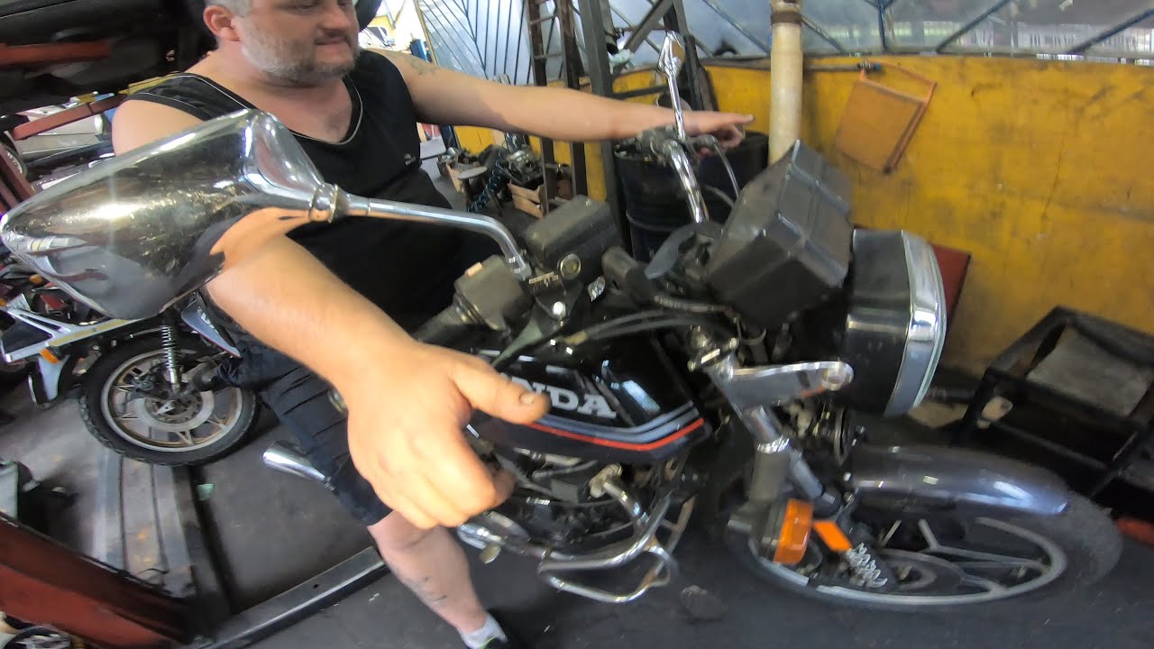 FAN&Aacute;TICO PELA MOTO HONDA CB SE EMOCIONA AO CONTAR HIST&Oacute;RIA DE IRM&Atilde;O!