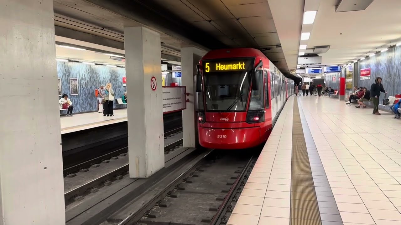 Cologne Stadtbahn. Station Dom/Hauptbahnhof