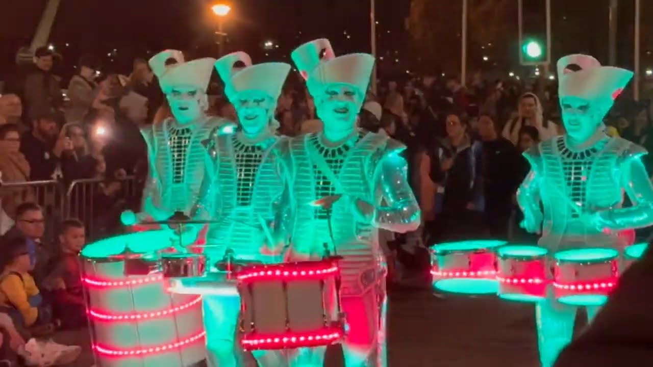 lll DERRY HALLOWEEN 2024, PARADE & FIREWORKS