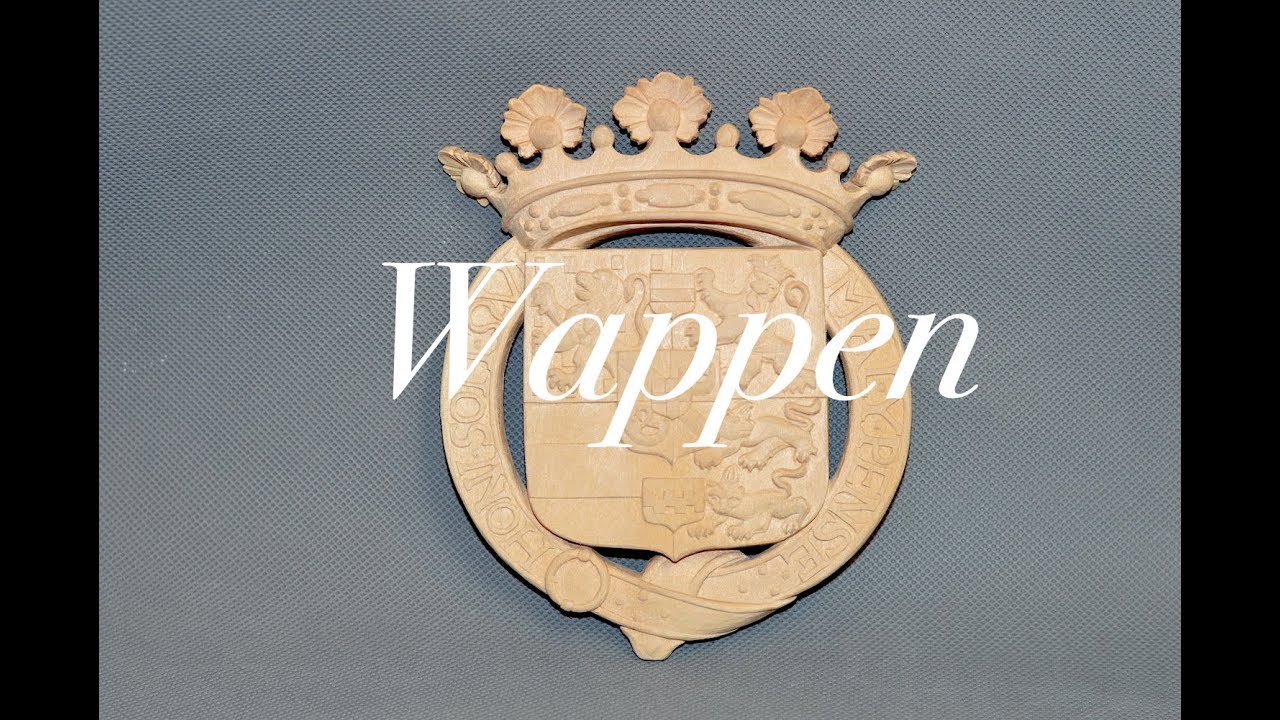 Wappen / Heckverzierung / Ornamentik / Schnitzen