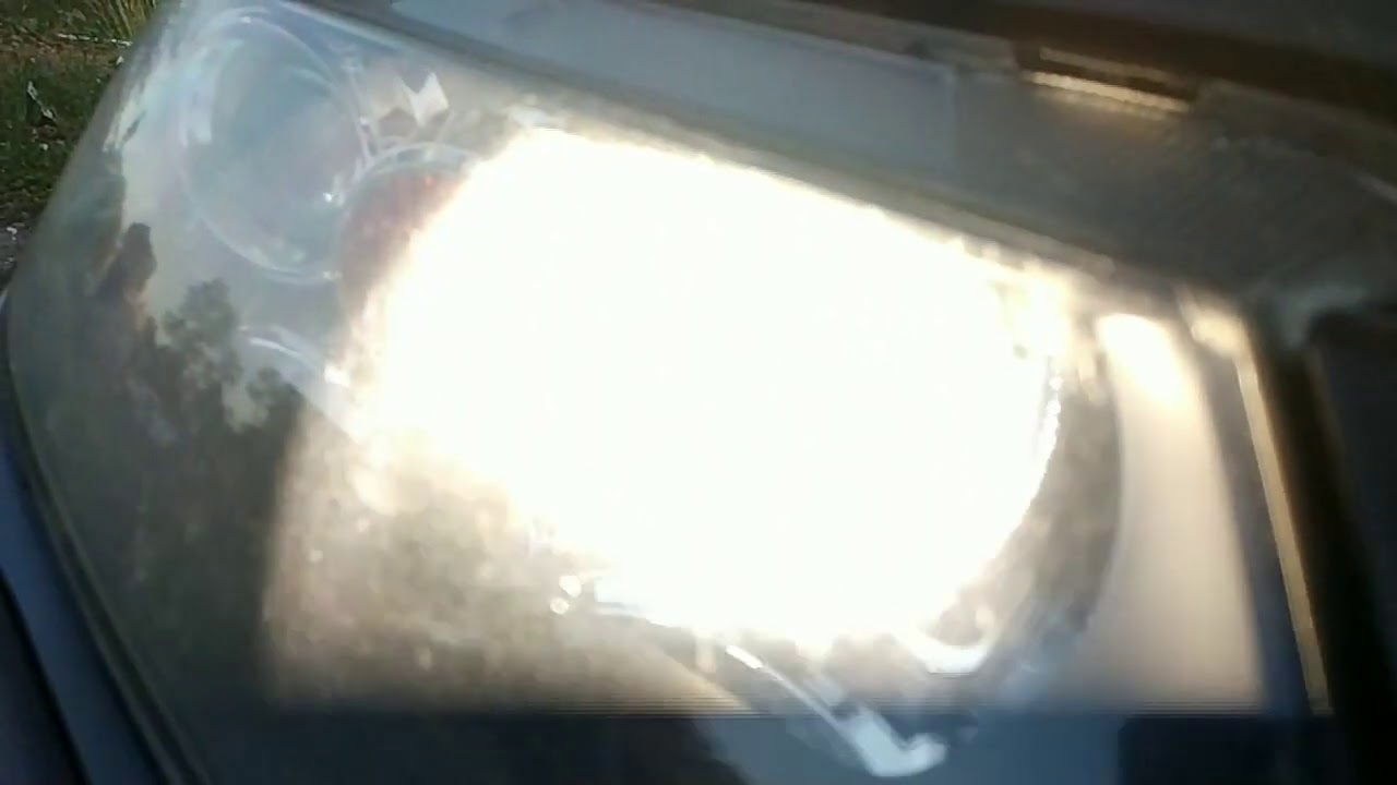 Accord 2006 - LED high beam driven at 15% PWM, 120Hz (Slow motion 120 fps)