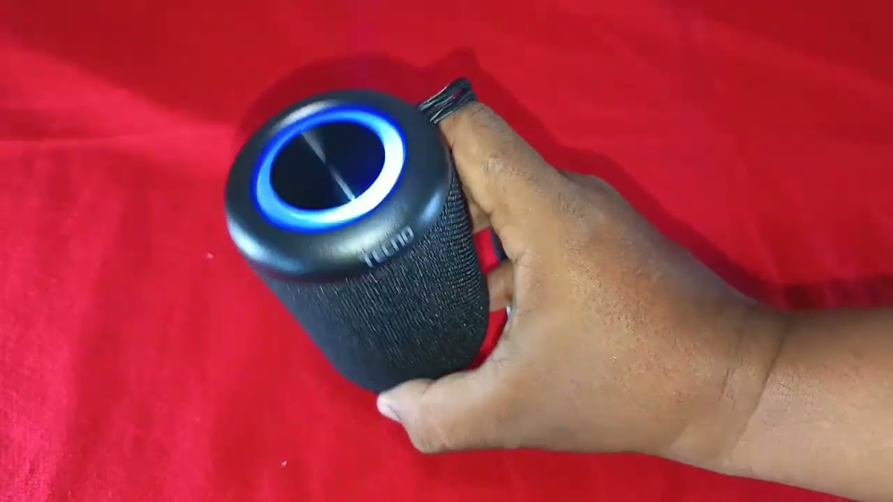 This Mini bluetooth Speaker Tecno Square S3 sounds great for out-indoor Pure Bass Clear burst sound!
