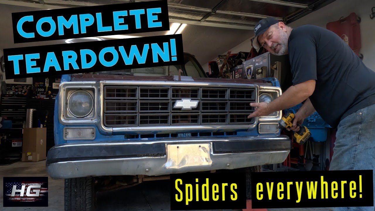 Stripping Huckleberry to EXPOSE all the RUST! 1978 K5 Blazer project Part 1