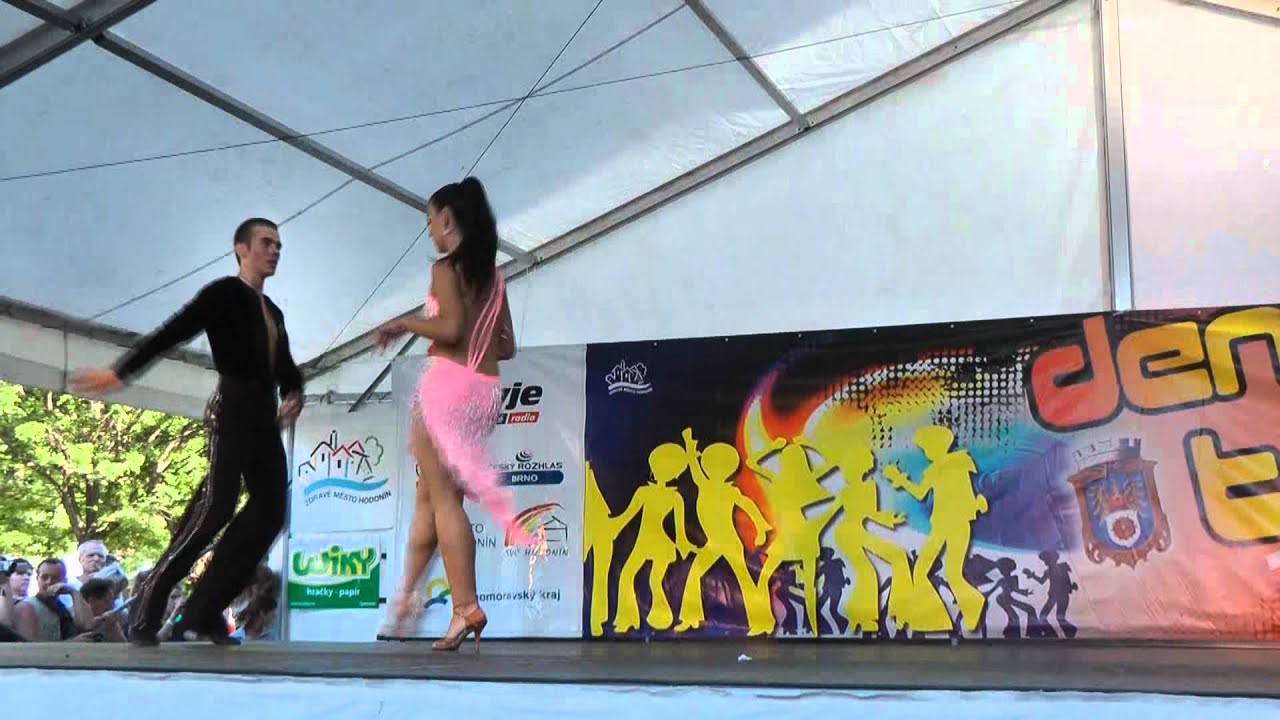 Den tance 2012, TK Classic, Latina, odpoledne, 10. května 2012.wmv