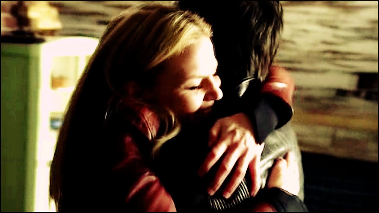 Hook & Emma | Give me love