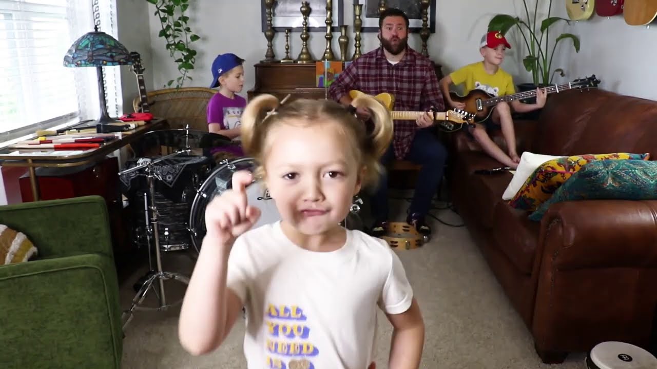 Colt Clark and the Quarantine Kids play 