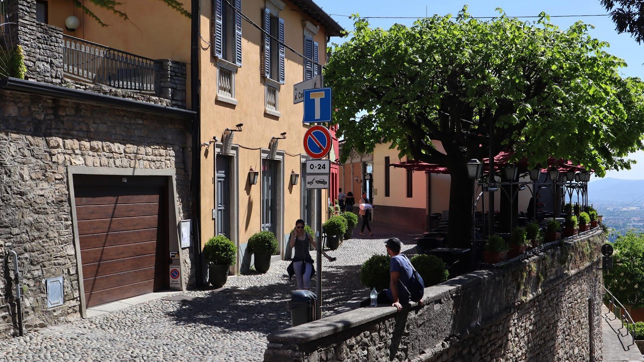 Bergamo Walking Tour | Walk 4 Lombardy, Italy 🇮🇹 Travel Video with Music – Italy in Photos