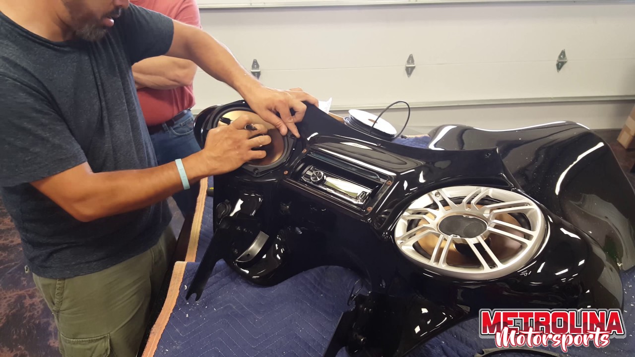 2007 Road King - Aftermarket Fairing and Stereo Install