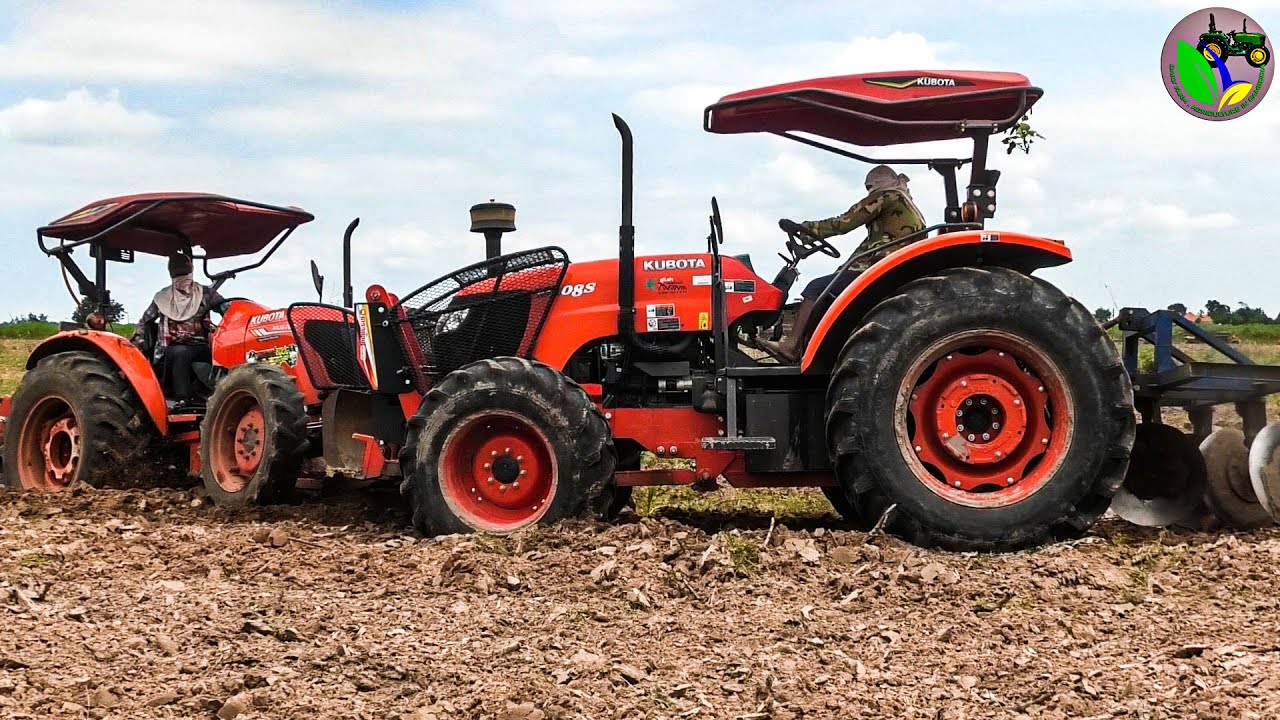 Kubota Power Tractor M108S Removes Kubota Power MU5702 Stuck In The Mud |Mountain Farm Ploughing