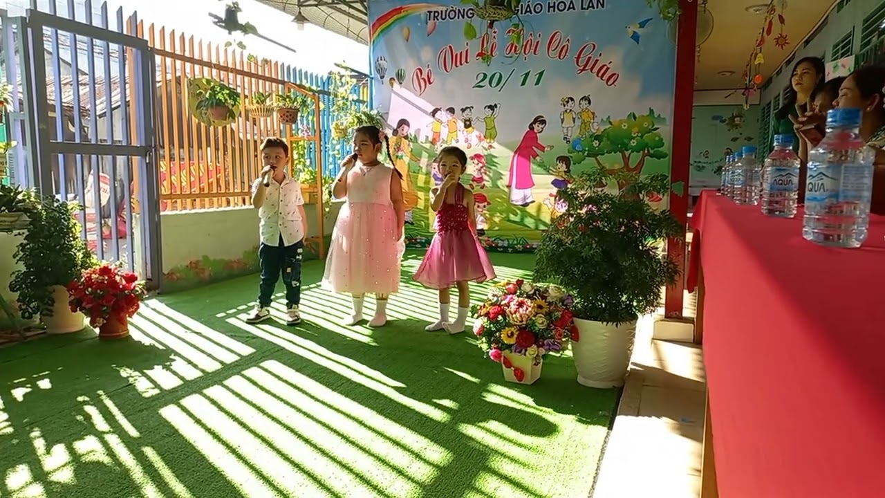 Thương Lắm Thầy Cô Ơi! (20/11) – Nhóm Hát Lớp Lá 1 | Màn Trình Diễn Hát ở Mẫu Giáo Hoa Lan 🎶