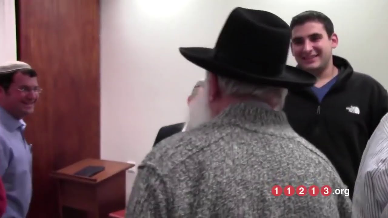 Modern Orthodox Yeshiva SHOCKED By Chabad Chassidus