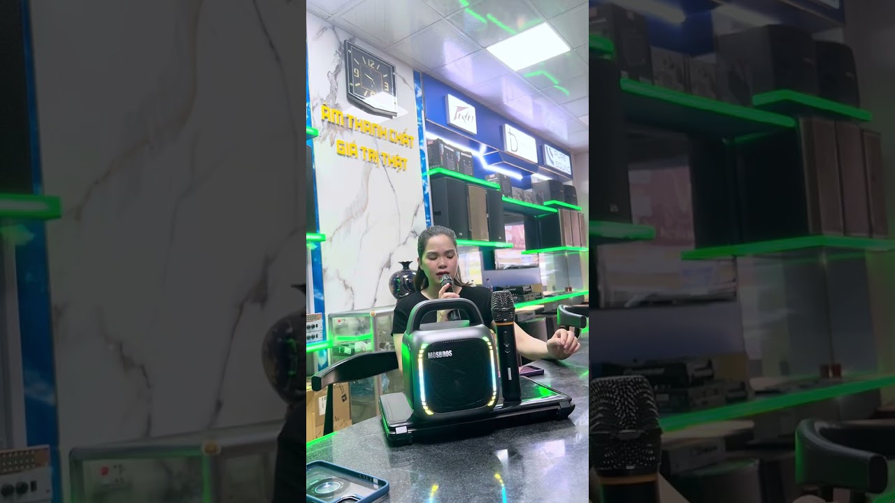 Tét loa Karaoke sách tay KARABOX - Lee Dung 0912 608 802