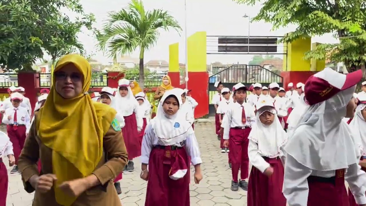 Pagi Ceria di SDN GEMPOL II