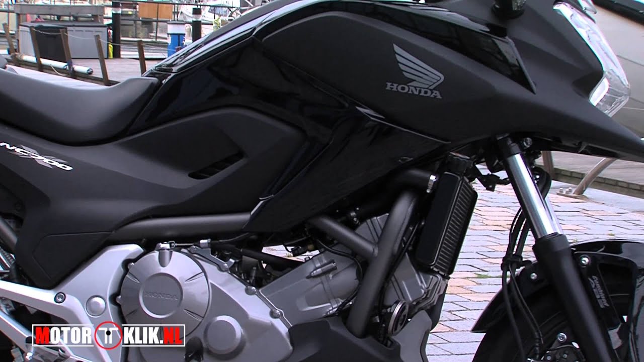 Honda NC700X 2012