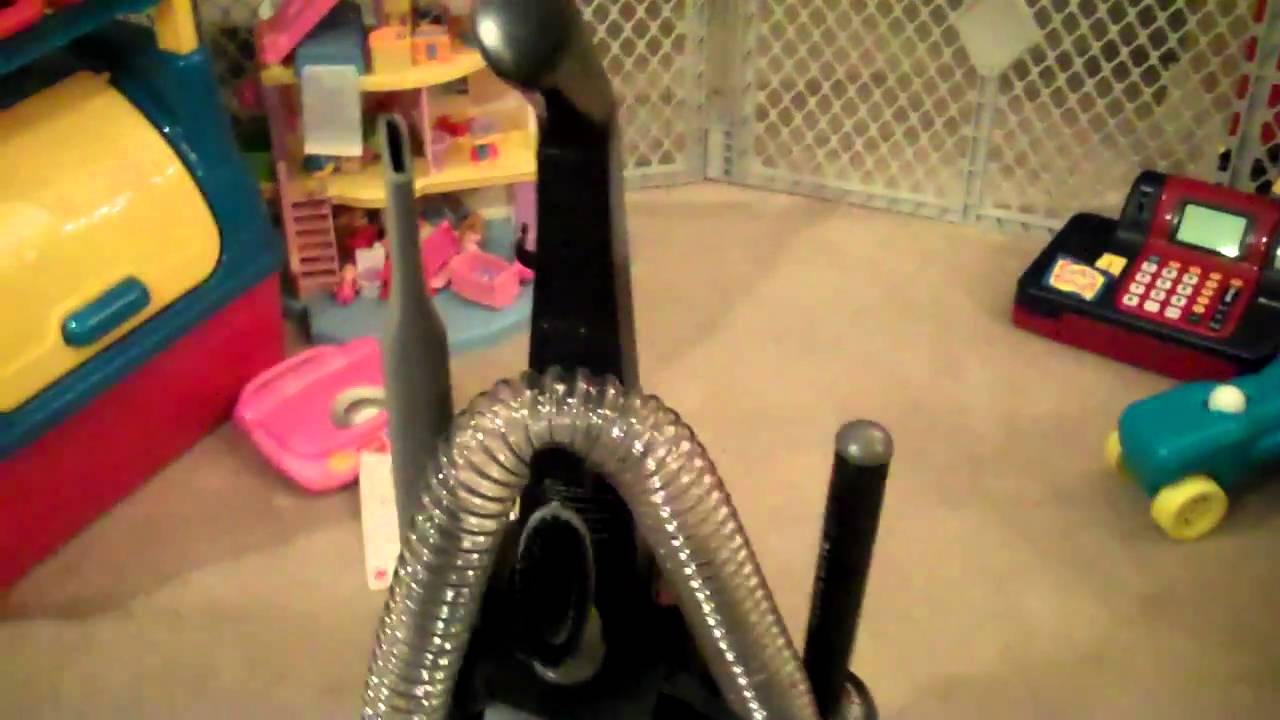 Eureka Whirlwind 3272AV Bagless Upright Vacuum Cleaner Review