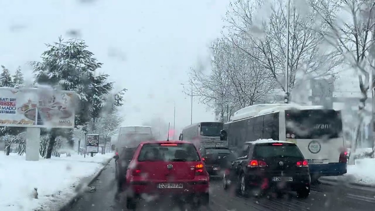 Snijeg uzrokovao ogromne gužve u Sarajevu