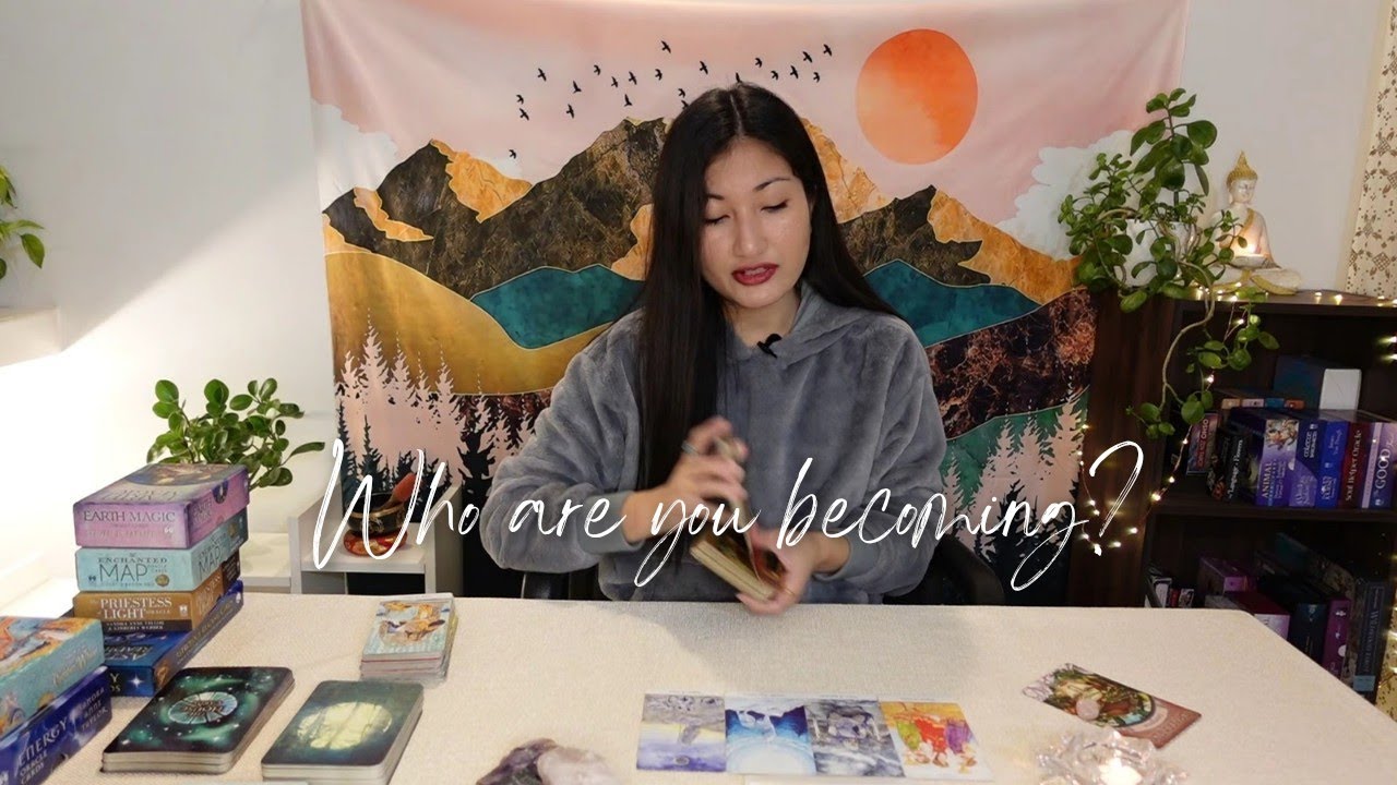 HINDI - 🌸☀️🌍Who are you becoming?!🌍☀️🌸(Pick a card reading)