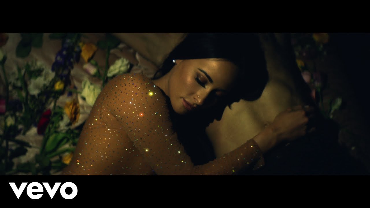 Kacey Musgraves - Butterflies (Official Music Video)