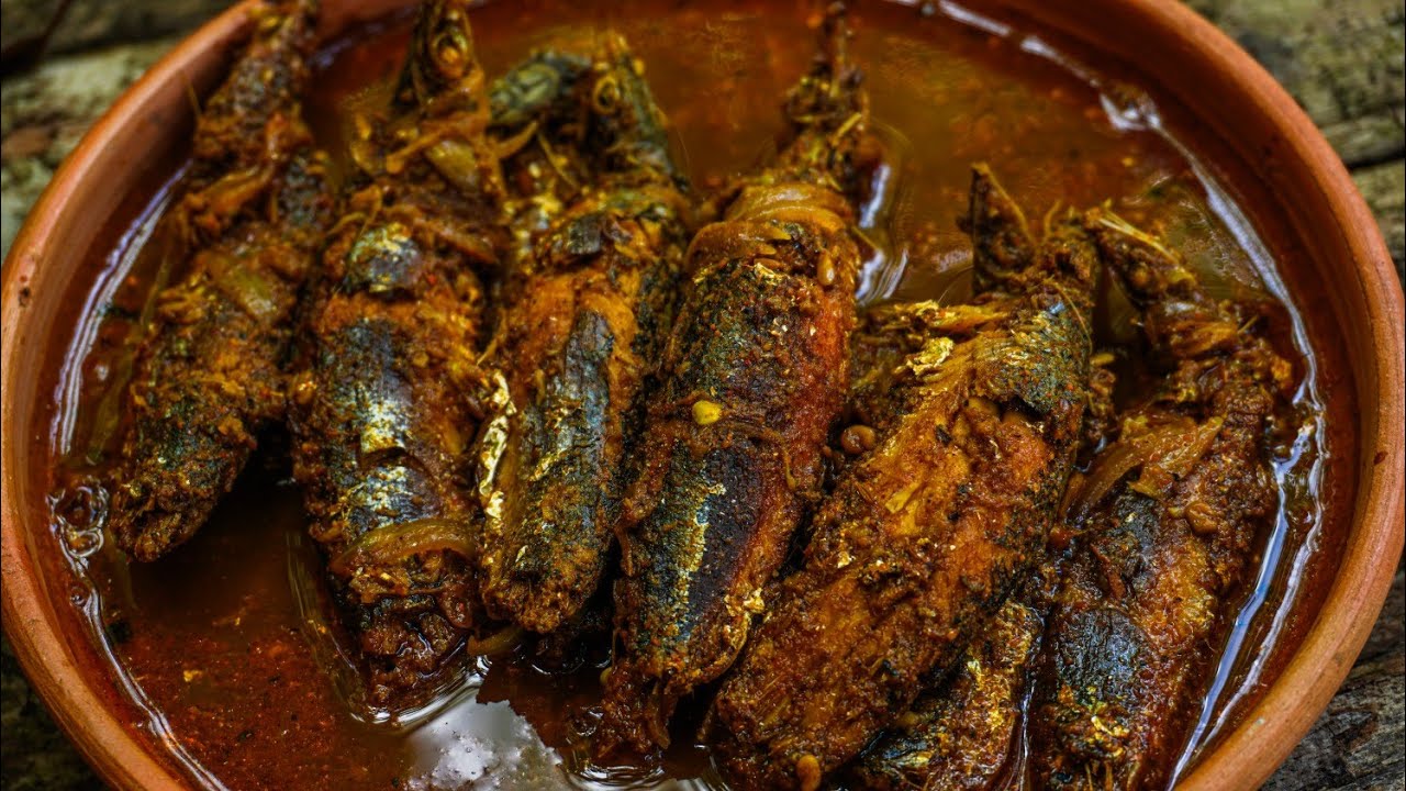 කටු හිර කර ගන්නැතුව කන්න පොඩි මාළු හදන විදිහ | Fried Sardine Fish Curry Recipe