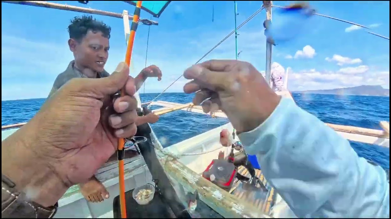Boat fishing in Calayo, Nasugbo, Batangas