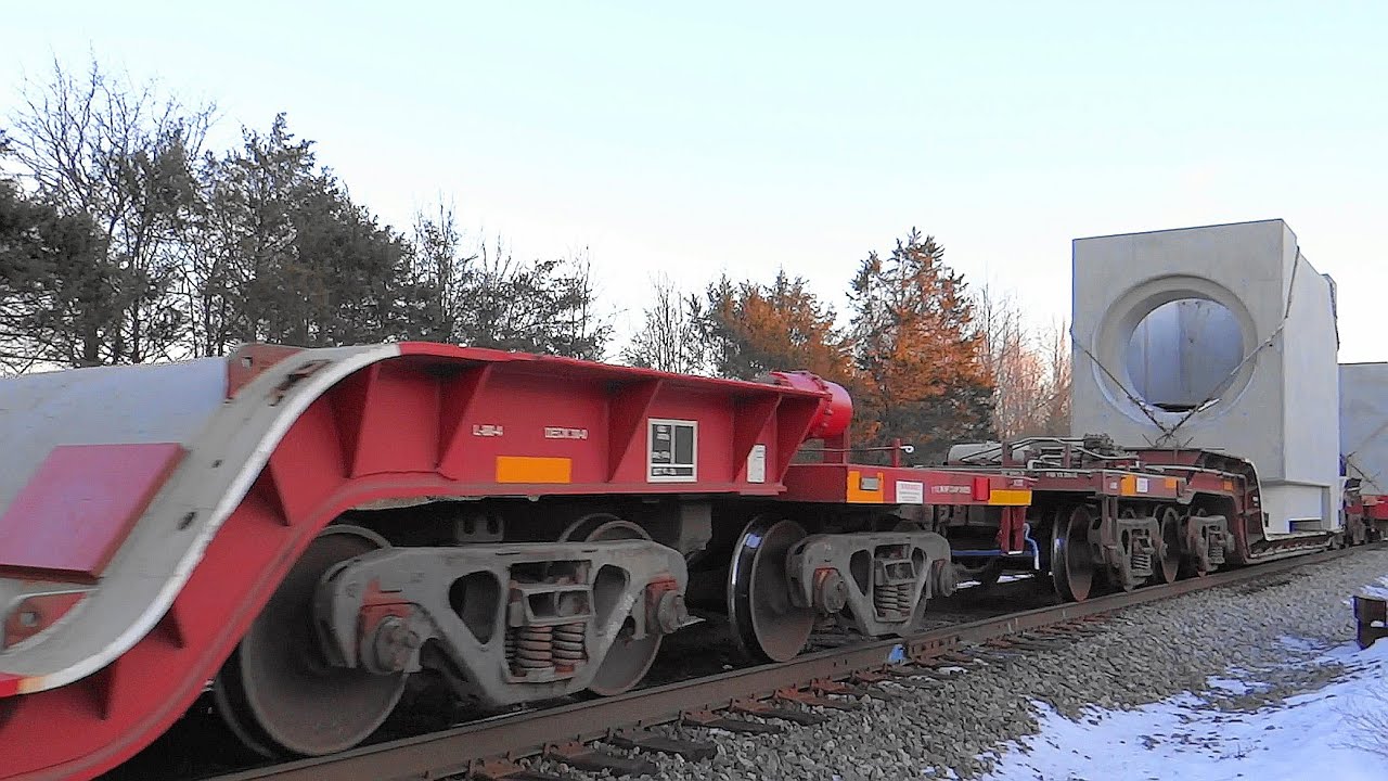 Norfolk Southern Train With Nuclear Waste Storage Casks High/Wide in Front Royal, VA