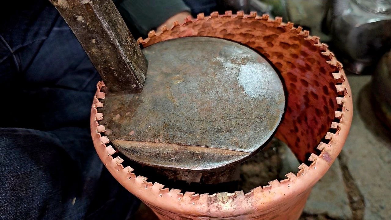 Making a very special copper pot