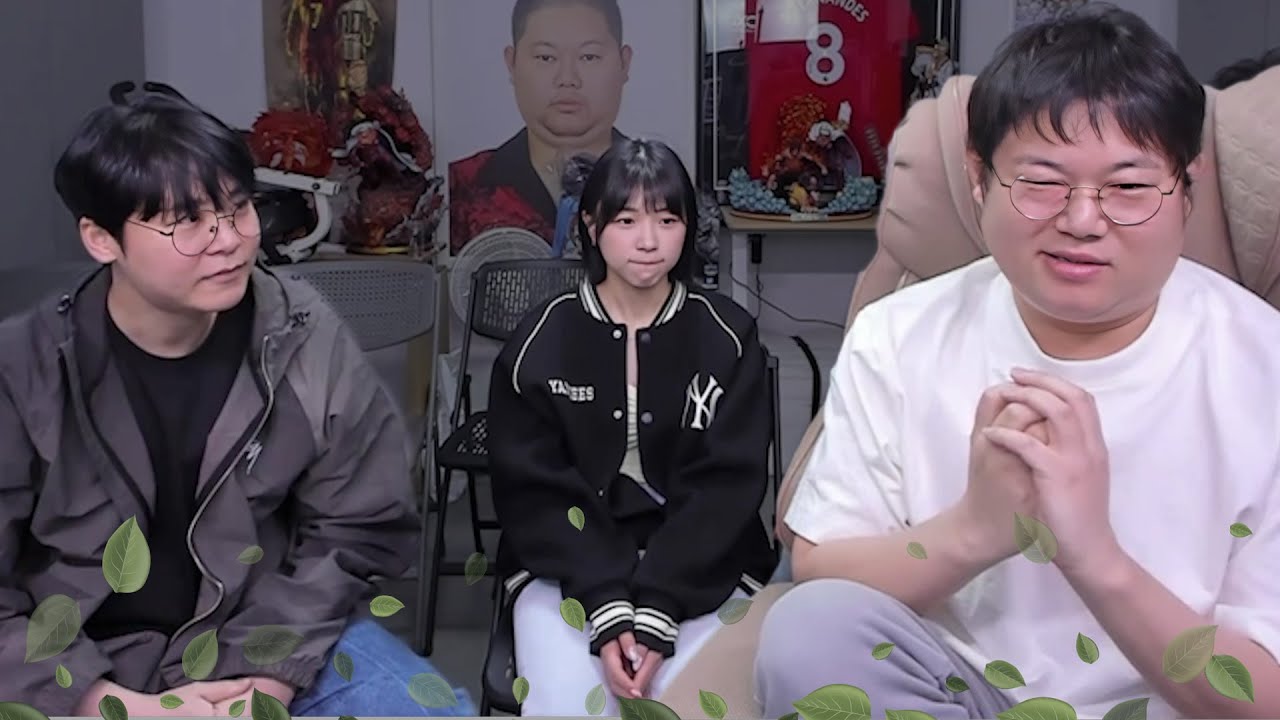 논란의 그녀를 감스트에게 소개해 줬습니다