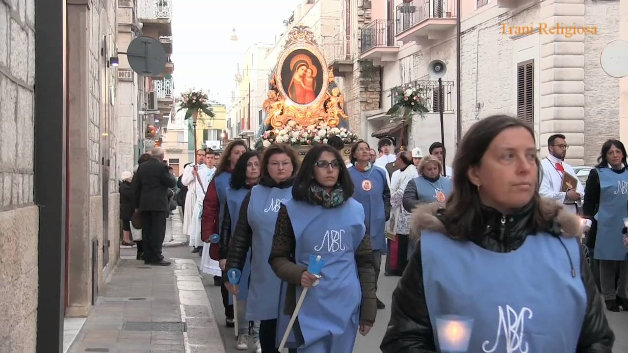RUVO di PUGLIA - Processione MARIA SS. del BUON CONSIGLIO
