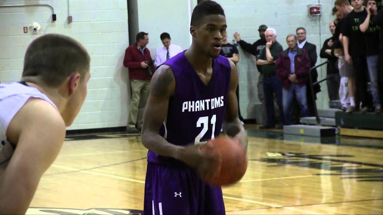 Phoenixville Phantoms vs Methacton Boy's District 1 Basketball Playoffs 2015