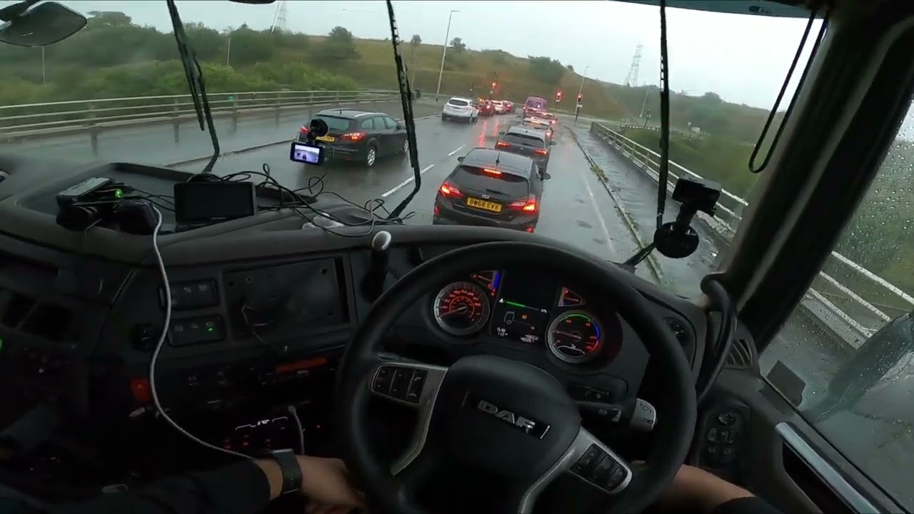 POV DRIVING TRUCK DAF XF  ON RAIN RELAX - adrian cox uk