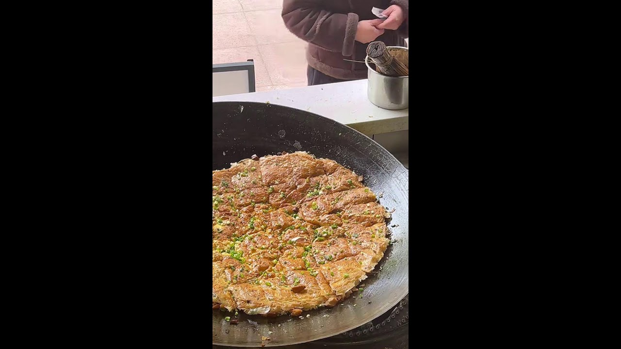 Traditional Doupi Making: Famous Chinese Street Food Live