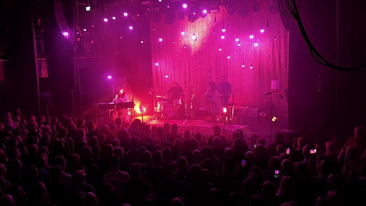 First Aid Kit 30/10/2023 Visions of the past full show live@pustervik Gothenburg Sweden 4K+Audio
