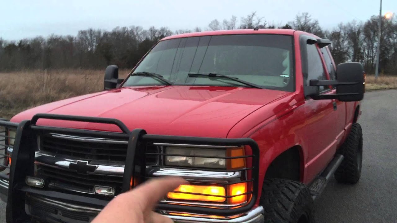 Beautiful lifted 98 Chevy Silverado. Video #2