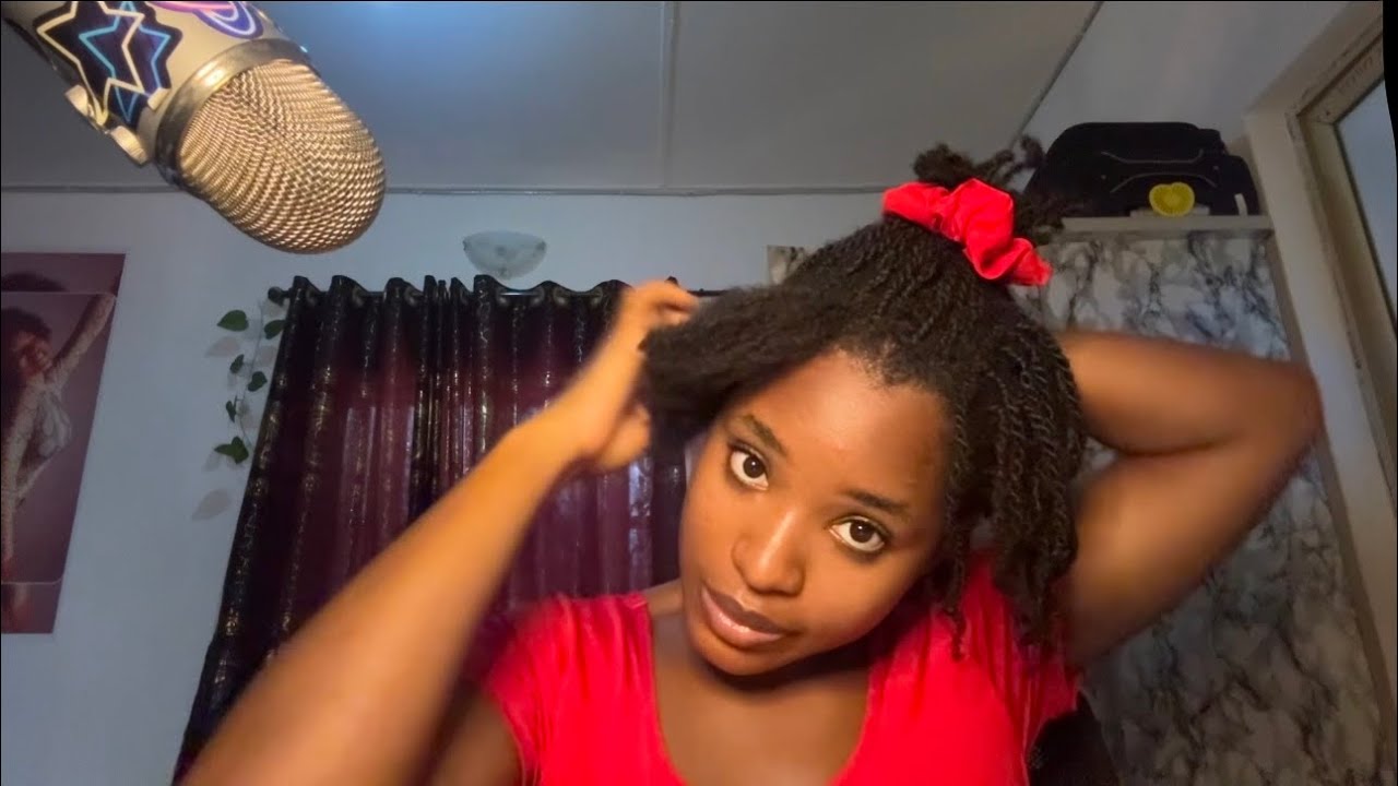 {ASMR} Gum Chewing While Loosing My One Month Old Mini Twists (Combing & Moisturizing)💆‍♀️