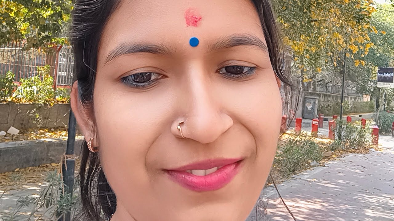 Poonam Jha  is live 🥰 राधे राधे 🙏#stream @Poonamjha