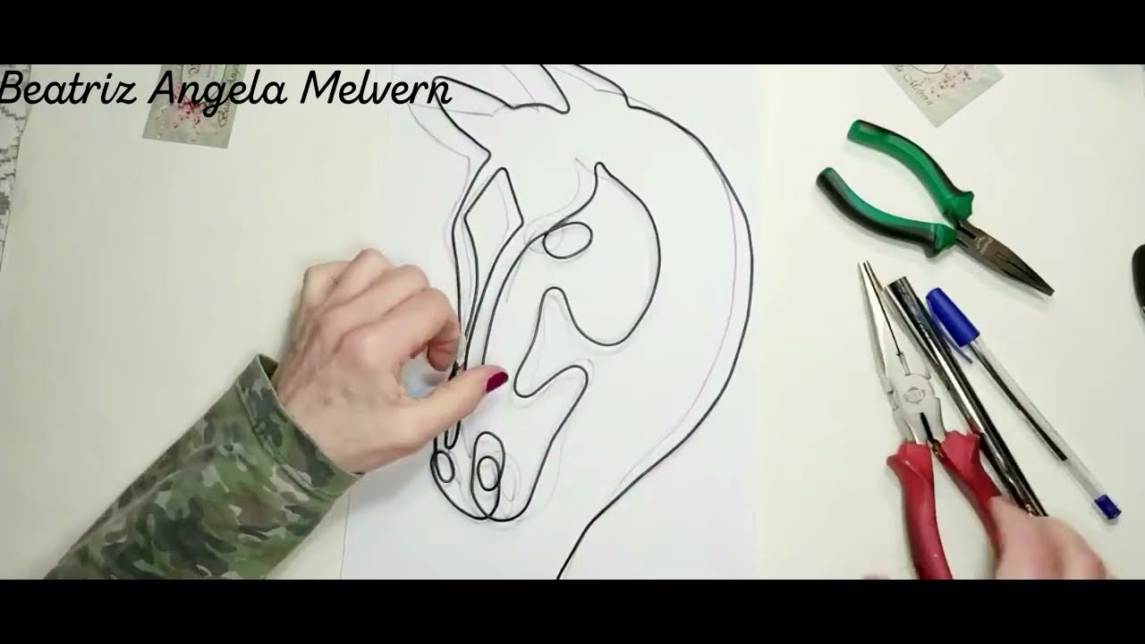 ALAMBRISMO- Caballo con la tècnica ONE LINE ART
