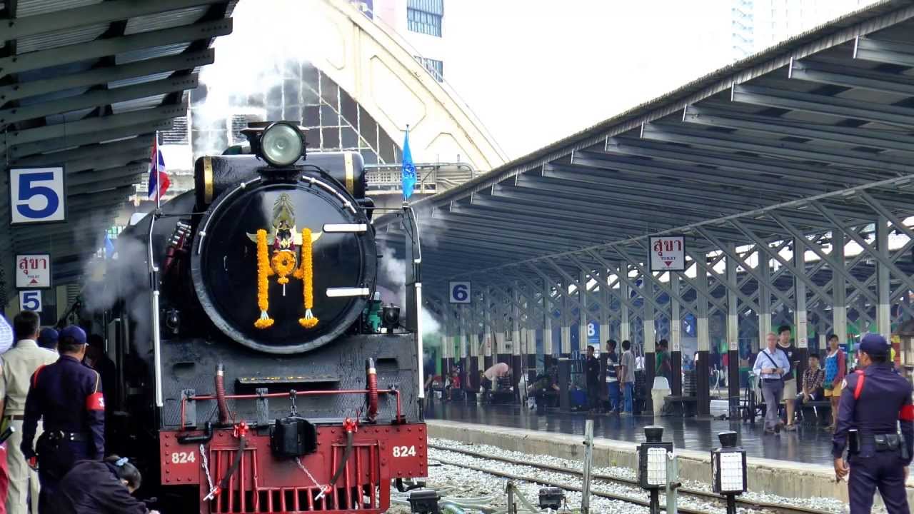 Steam train at Bangkok,sights and sounds