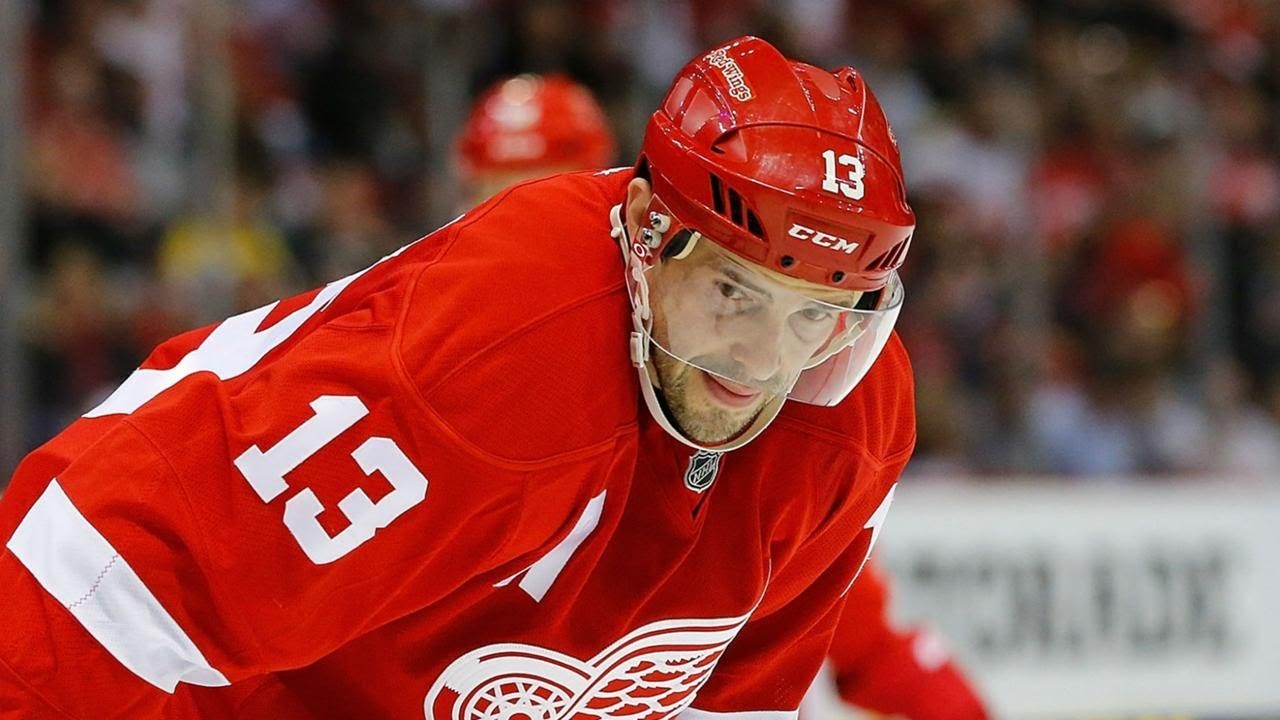 Pavel Datsyuk dangles, Sharks players collide - Oct 26, 2007 (High Quality)