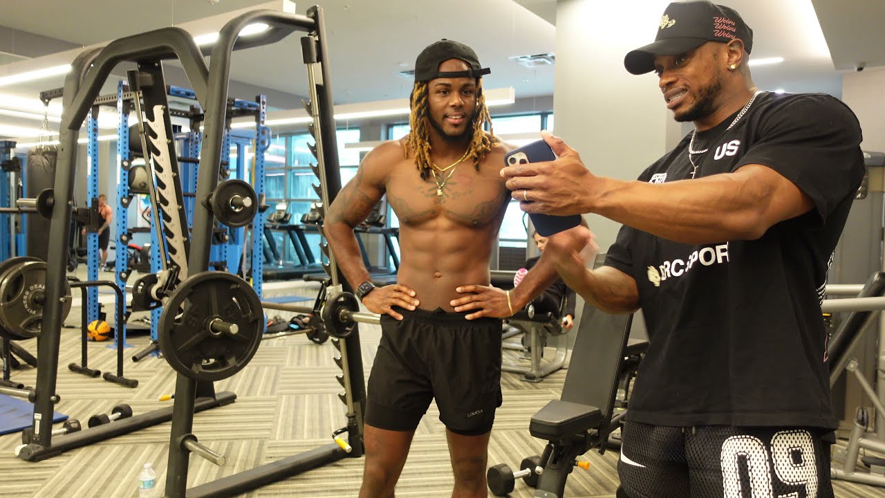 How To Pose For Men's Physique With Brandon Hendrickson