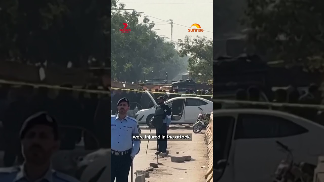 Multiple killed in Pakistan bombing | 7NEWS