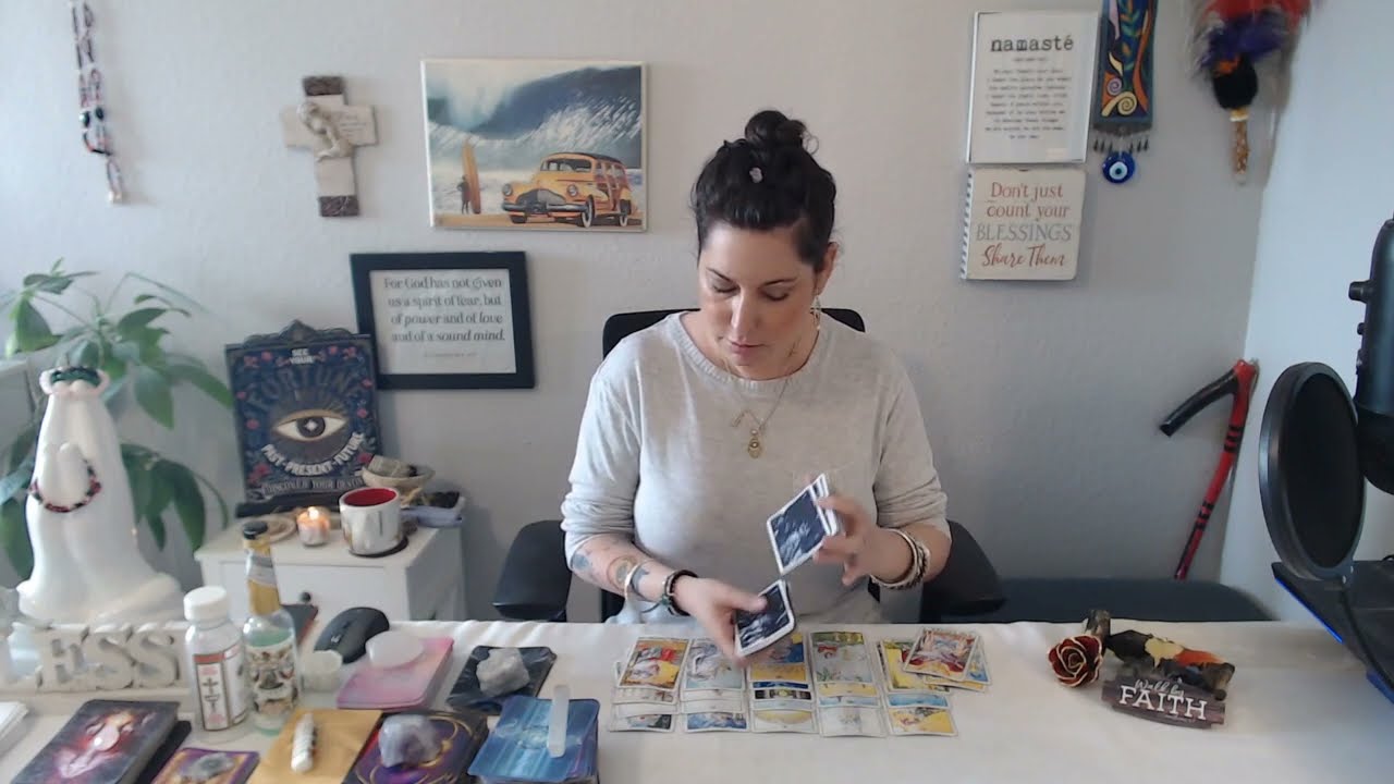 MASSIVE BLESSINGS INCOMING FOR A GIFTED HIGH PRIESTESS WHO CLOSED OUT MANY KARMIC CYCLES #tarot