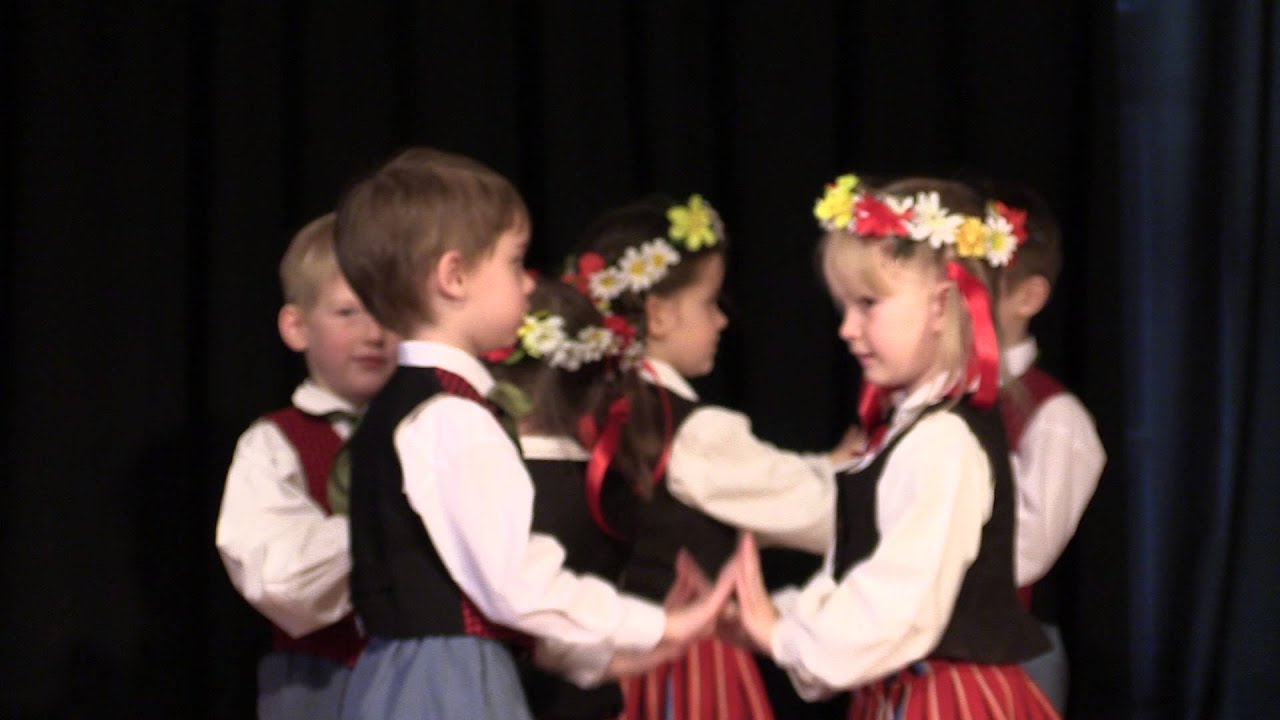 6. deja  Saulītes bērni, - plaukstiņ polka, - 10 pirkstiņi, nākiet bērni klausīties.