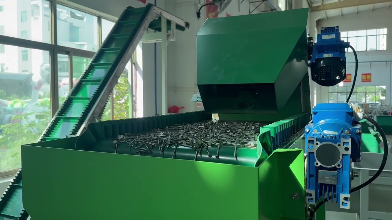 Semi automatic nail weighing and bagging packaging machine