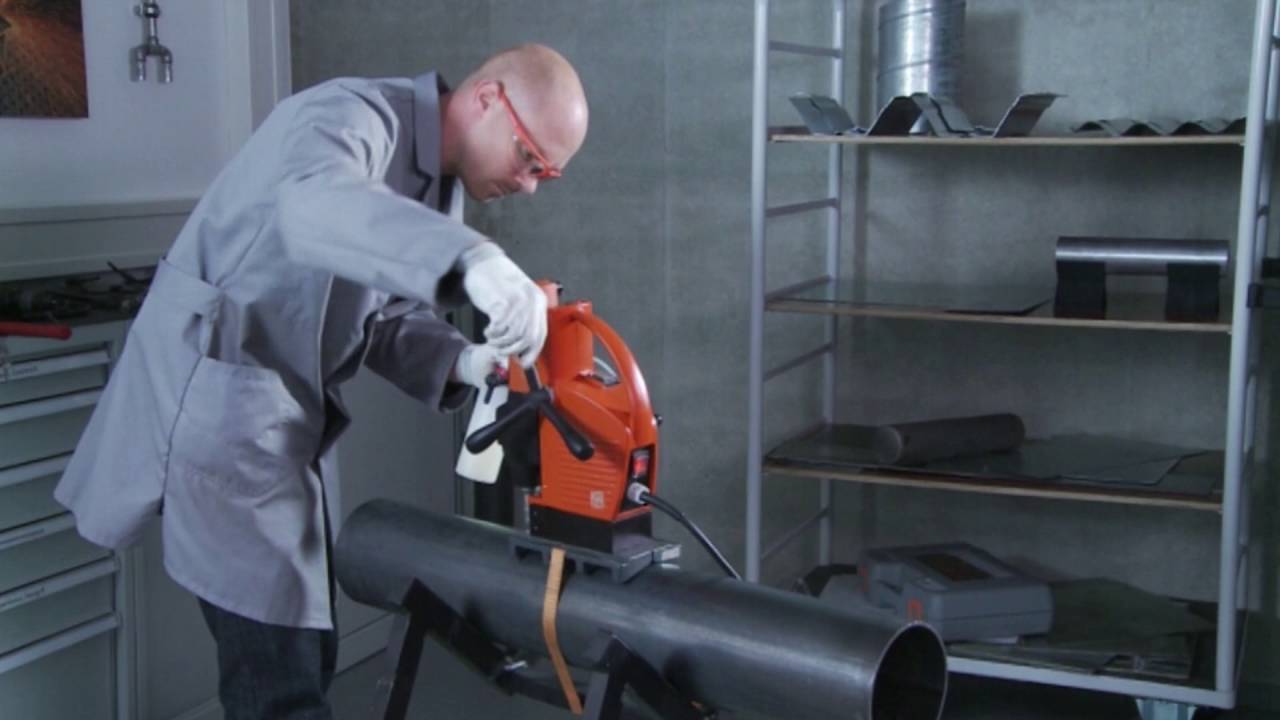 Kernbohren mit FEIN: Bohren in Metallrohre