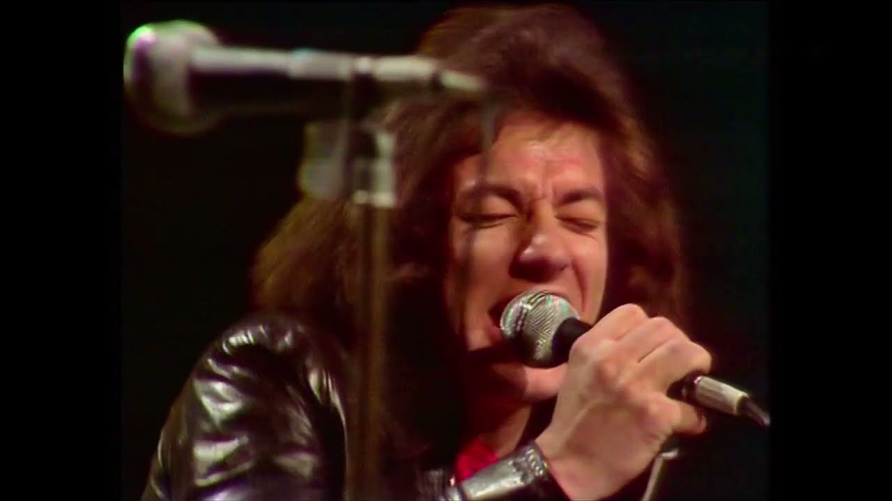 Geordie feat. Brian Johnson: She's A Teaser (Live TV Performance, 1974)