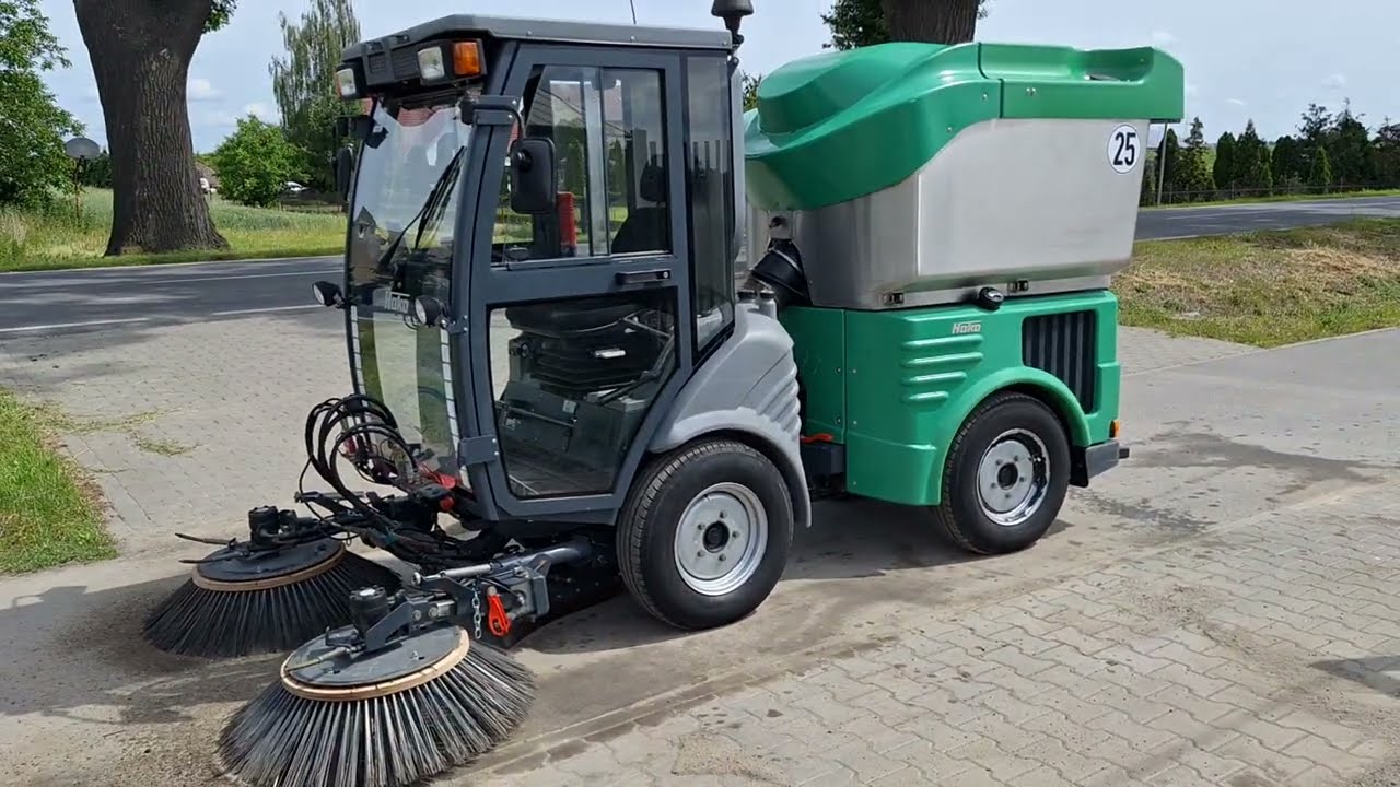 Sweeper / Kehrmaschine / Zamiatarka HAKO CITYMASTER 1200