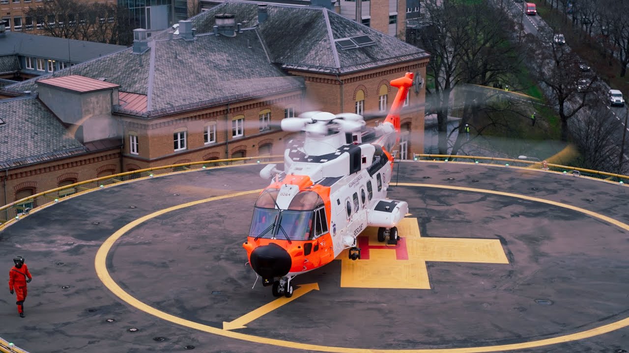 SAR Queen AW101 prøvelander Ullevål sykehus